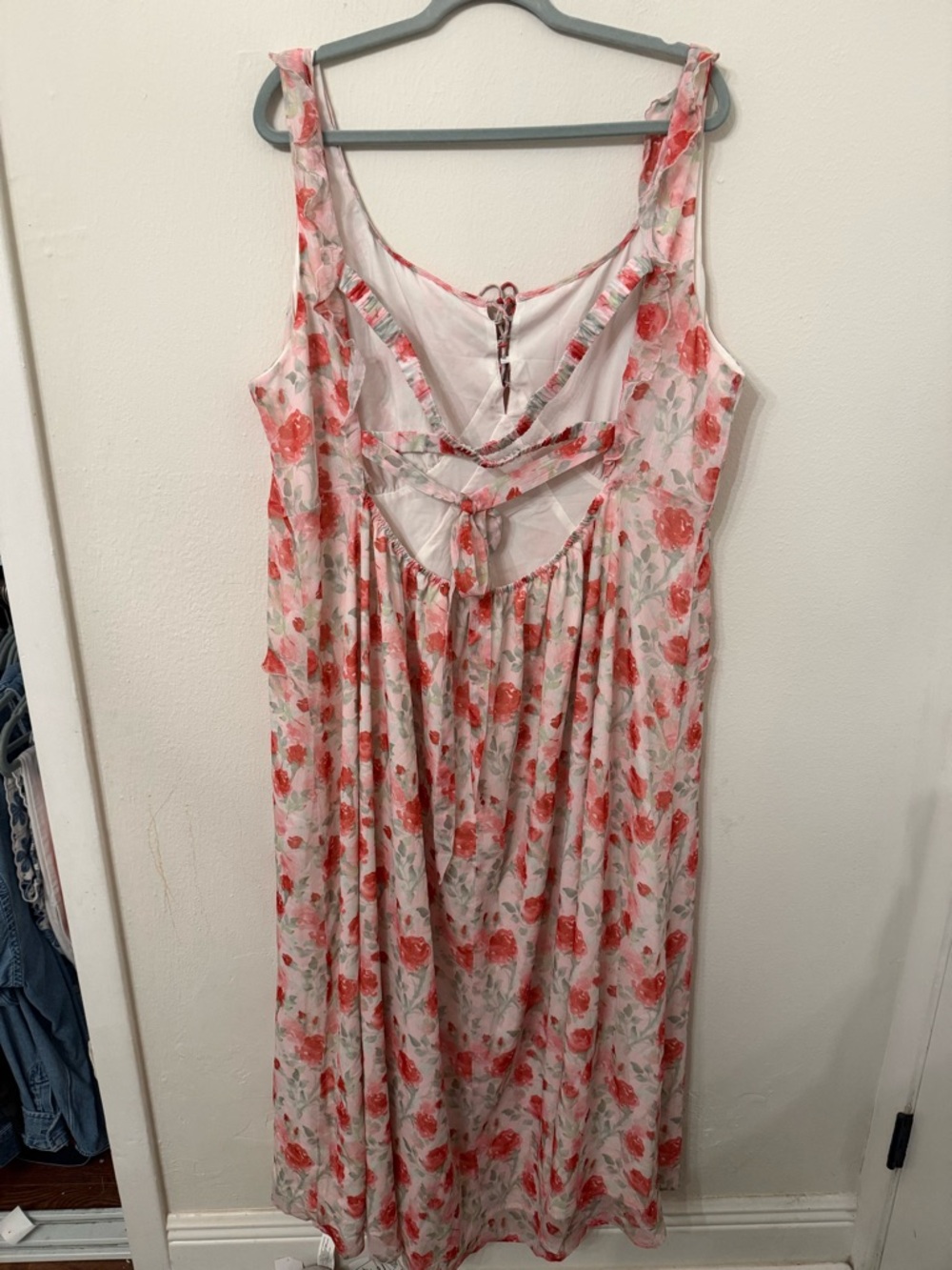 Floral Maxi Dress with Ruffle Front - Picture 3 of 4